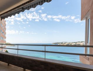 Appartement in Magaluf. Apartamento con vistas al mar y terraza en palmanova  magaluf