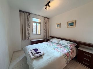 Pis a Levante Alto. Descubre este luminoso apartamento de esquina ubicado en una de