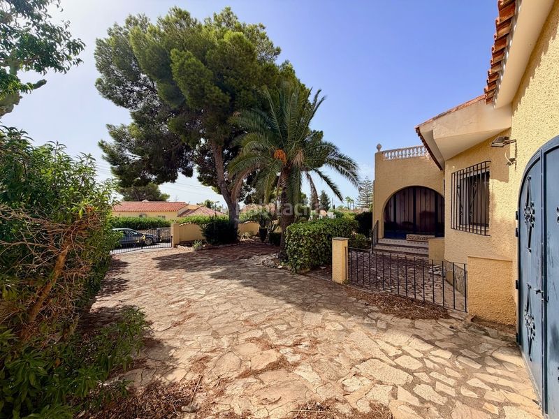 Foto 577337da-e9a0-4dba-9b35-44d4734c15bb. Casa amb aparcament a Coloma Nucia (la)