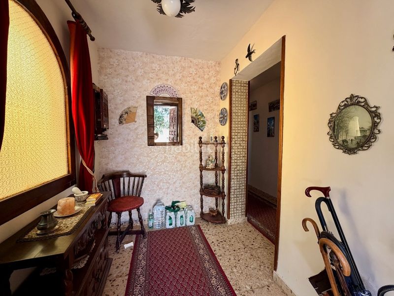 Foto 8344f5f3-6563-463a-b632-843aa8645f64. Casa amb aparcament a Coloma Nucia (la)