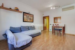 Appartement à Bufalà. Piso en venta en badalona