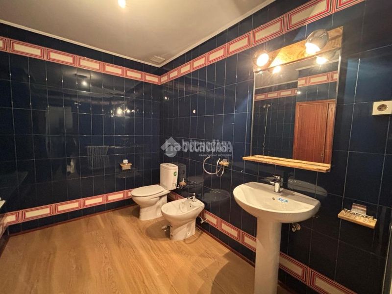Foto 2fc0d3d1-3064-4388-9375-6c5b0a76b69d. Edifici a Medina del Campo
