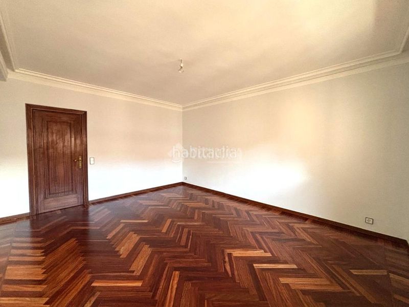 Foto 42f6a0cd-9113-4187-afbc-a128c6b4cc85. Edifici a Medina del Campo