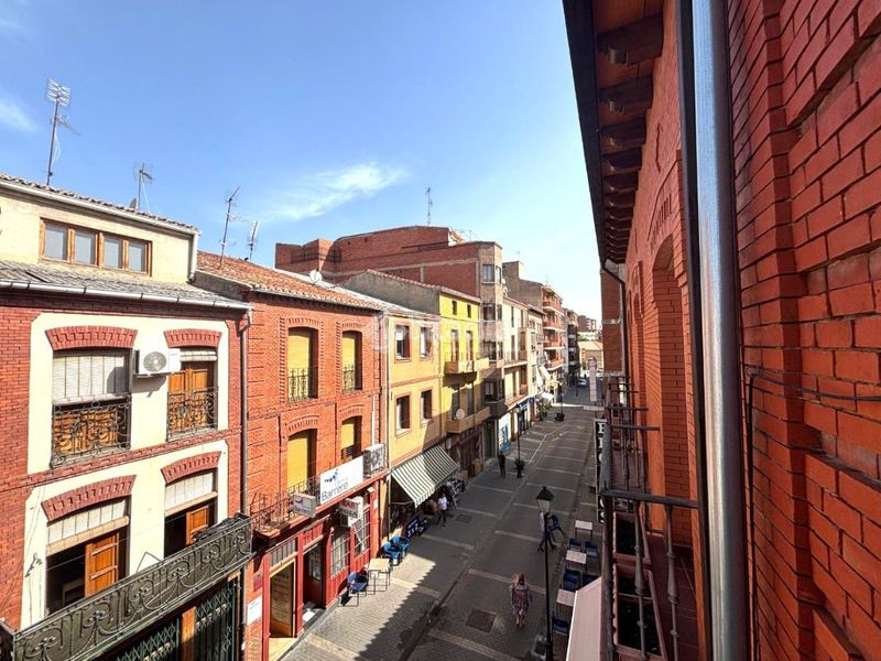 Foto ef937a0b-8e47-41be-aed8-130a15e3429f. Edifici a Medina del Campo
