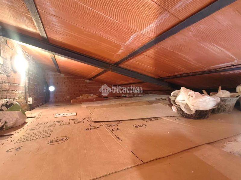 Foto e057e318-cff7-4328-88f6-115a336bd86c. Casa a Ataquines