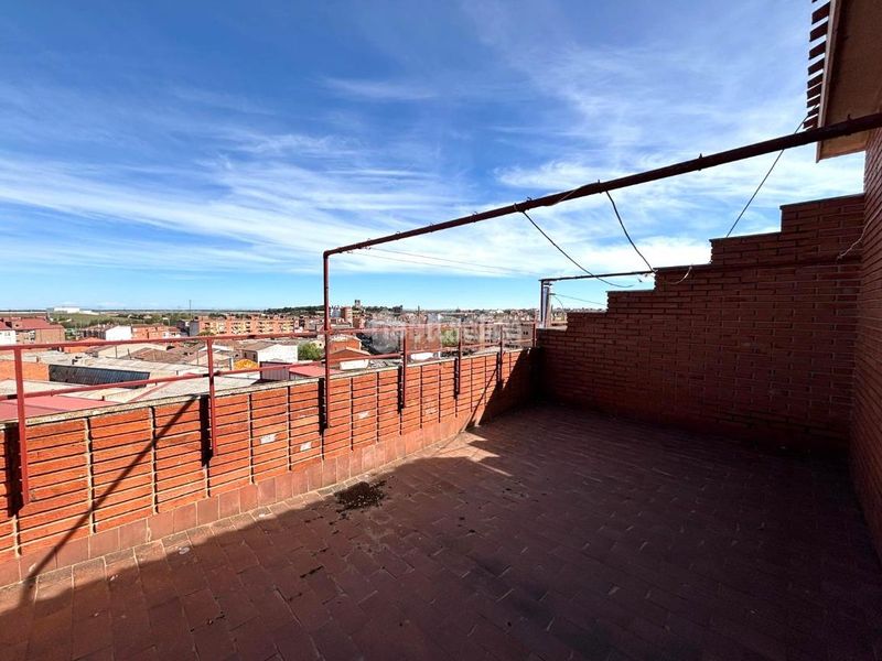 Foto 5474a879-cf77-4729-9266-a02a6a53a95f. Pis a Medina del Campo