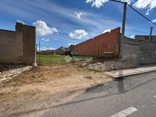 Terreno residencial en Nava del Rey. Terrenos en venta en nava del rey