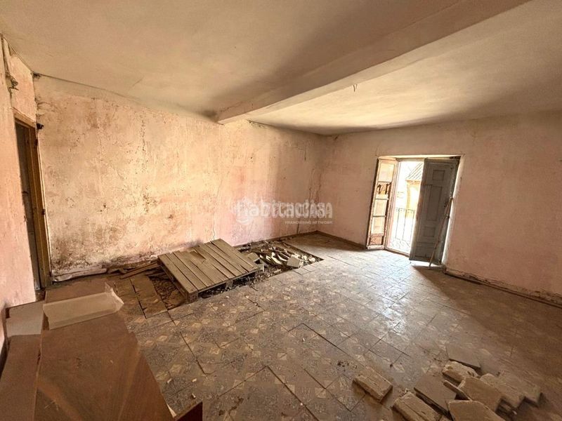 Foto 38c1f402-959a-4733-b439-675163495303. Edifici a Rueda