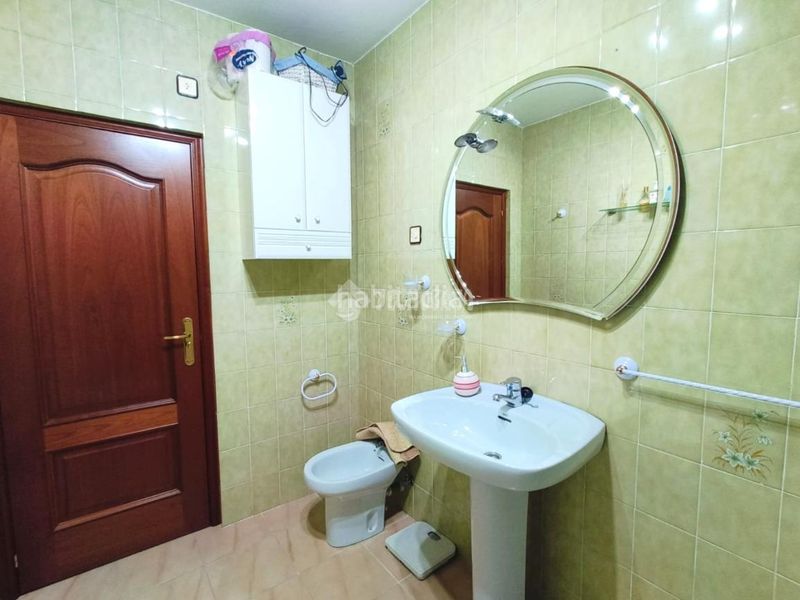 Foto 7ccf7550-c8f8-4035-b61d-bf045ab0bffa. Casa amb calefacció a Nava del Rey
