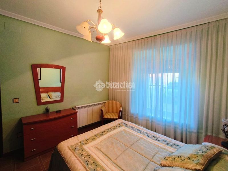 Foto 9a623b91-b602-45e3-9d3c-5cd6fc237bef. Casa amb calefacció a Nava del Rey