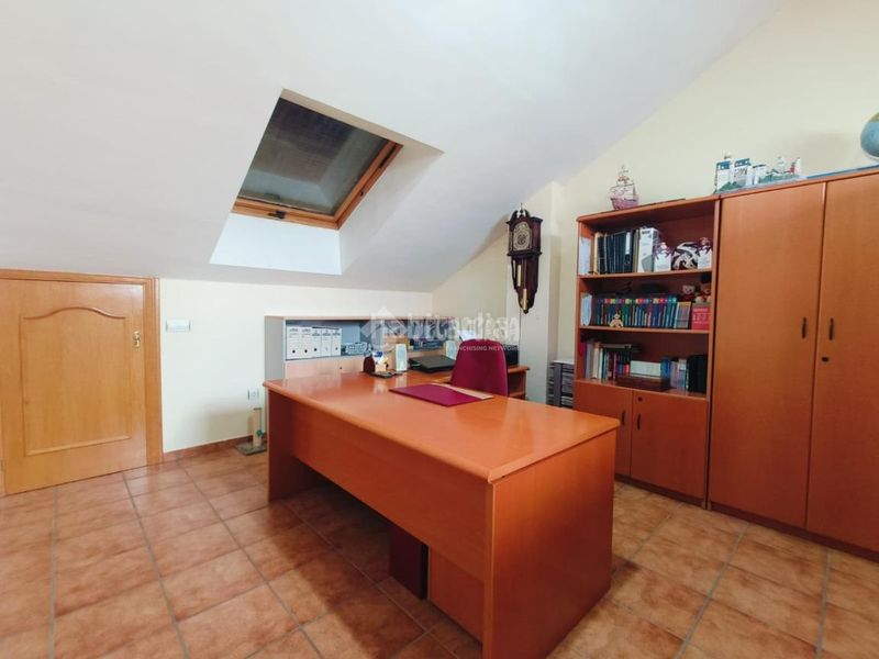 Foto cdaca8d0-a738-4199-8d56-4db9183304ec. Maison jumelée avec parking dans Medina del Campo