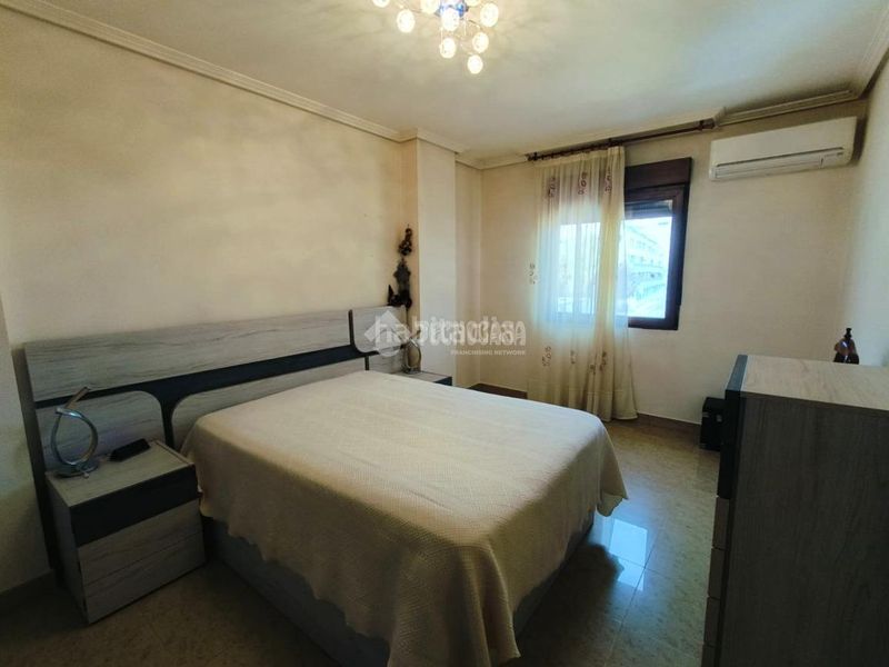 Foto d6f91a22-93fe-40da-843d-ba79218724d8. Maison jumelée avec parking dans Medina del Campo