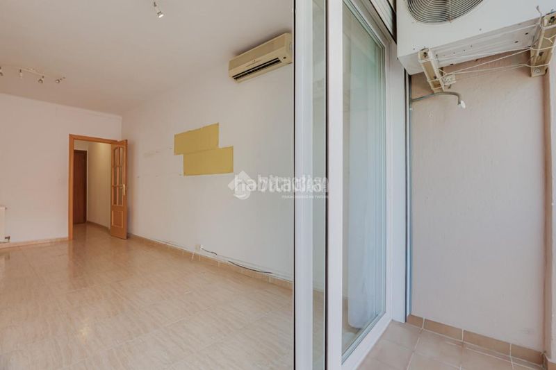 Foto 14d416b1-e8f5-4647-ade2-54275f9298c4. Pis amb calefacció a Can Rull Sabadell