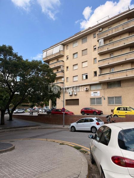 Foto bbc33e20-f86d-4b1e-97dd-c57122586ff0. Local comercial a Can Rull Sabadell