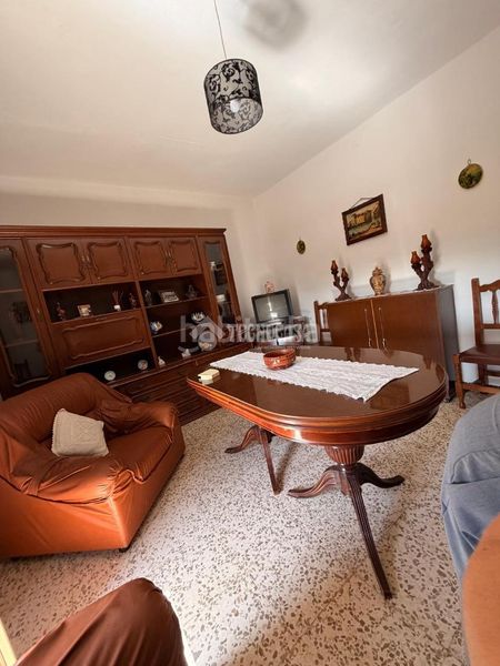 Foto 708a6a47-3182-40c4-a839-ffd6481f9e19. Casa a Zona de la Vega Antequera
