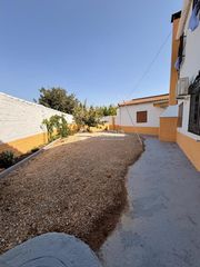 House in Zona de la Vega. Casa en venta en antequera