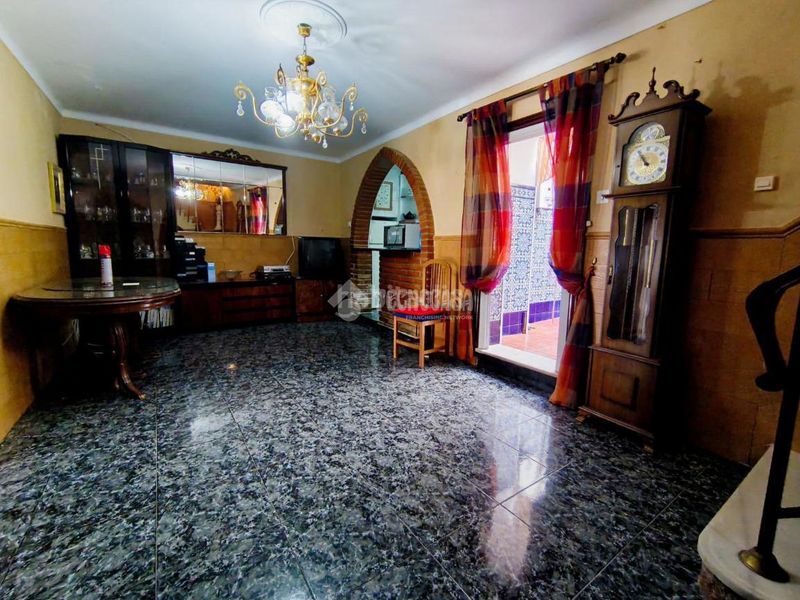 Foto e0821c41-3a9a-4ba1-b06e-df7321de1924. Casa  en venta en Centro Antequera