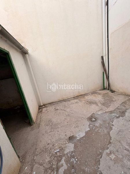 Foto 03208ede-7896-43de-8446-49f0e6127a93. Aparcament cotxe a Cueva de Menga Antequera