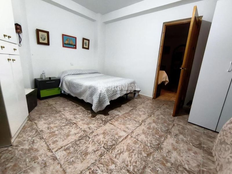 Foto 30ce8ec1-9efb-49e7-b0c6-1d5fb443d6e9. Piso  en venta en Zona de la Vega Antequera