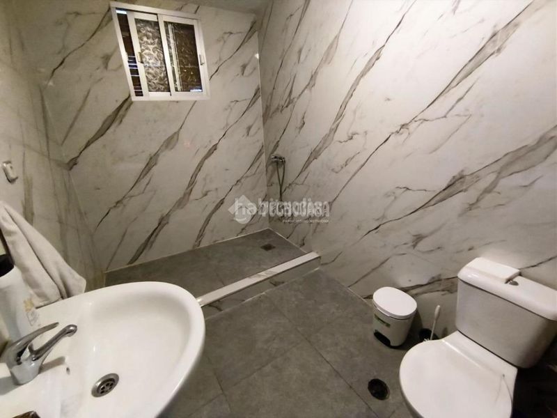 Foto 36f249fe-aaf2-4a39-90fc-a04e6c91bc2f. Piso  en venta en Zona de la Vega Antequera