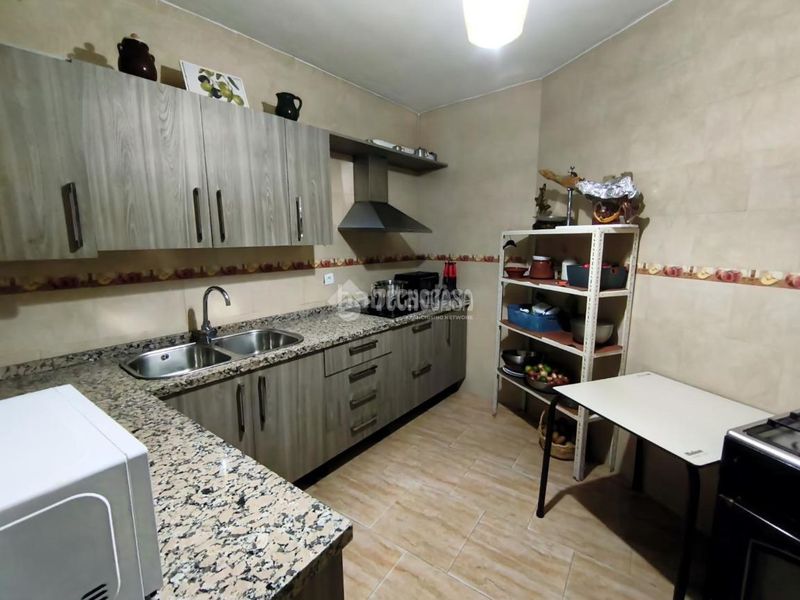 Foto d3d351d8-cee5-43f7-a29c-95ccce27d5a5. Piso  en venta en Zona de la Vega Antequera