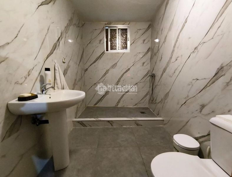 Foto fb646701-1dcc-4936-8455-85e3193a84c9. Piso  en venta en Zona de la Vega Antequera