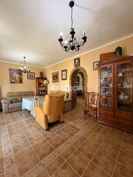 Foto 65198735-c8f0-45ee-b0e1-5a53652580bf. Casa aparellada a Zona de la Vega Antequera