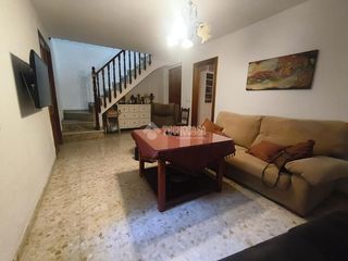 Towny house in Casabermeja. Casa en venta en casabermeja