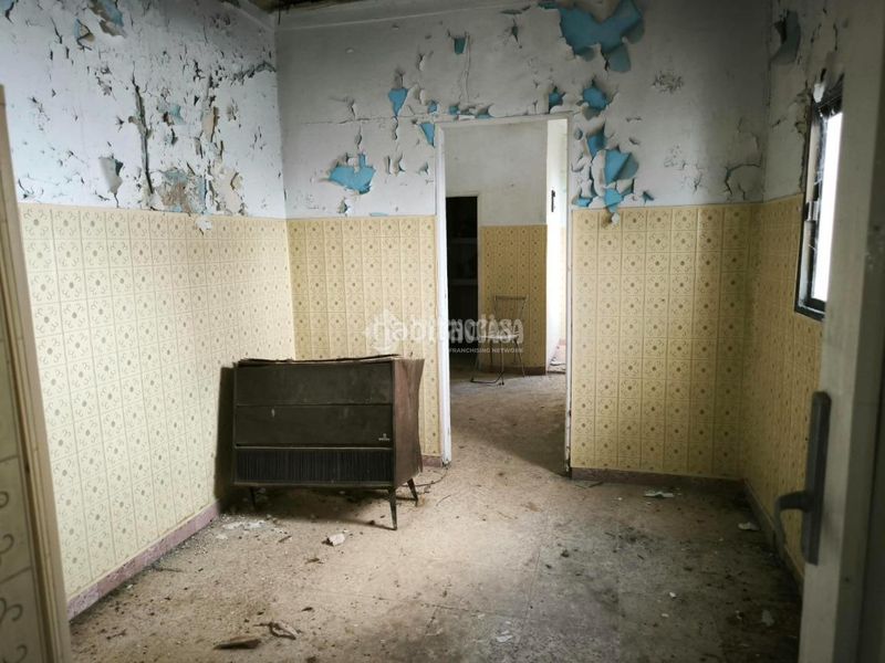 Foto ac8b53ce-ec28-47c5-aa68-8d87ba21d3e0. Casa a Trigueros
