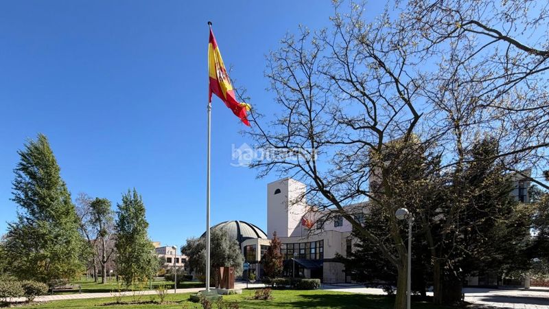 Foto bfdbfbcc-3456-4eeb-98e2-bd3b6498f723. Pis amb calefacció a Fontarrón Madrid