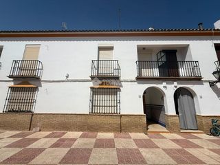 Casa pareada  C/los leones. Casa en venta en la puebla de cazalla