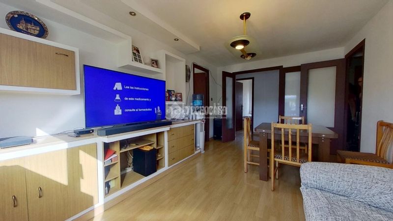 Foto d47d6f60-9f0e-4bd8-a60e-19fa1cb35fbb. Flat in Ca n'Oriac Sabadell