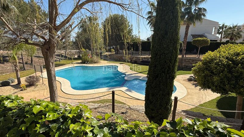 Foto 1276ba60-7b21-4c8e-b9e0-e2cd09c87607. Dúplex amb aparcament piscina a Golf Bahía Finestrat