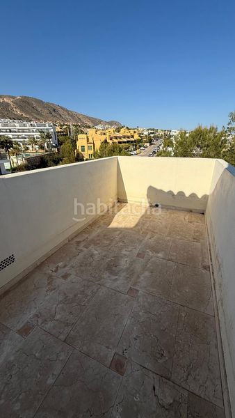 Foto 172680ff-be7e-4612-a7d7-3a2b38e27ffc. Dúplex amb aparcament piscina a Golf Bahía Finestrat