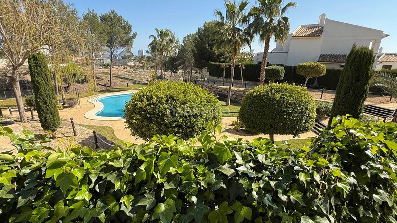 Foto 19967691-a9b9-46fc-9c2e-3e6e748d8356. Dúplex amb aparcament piscina a Golf Bahía Finestrat
