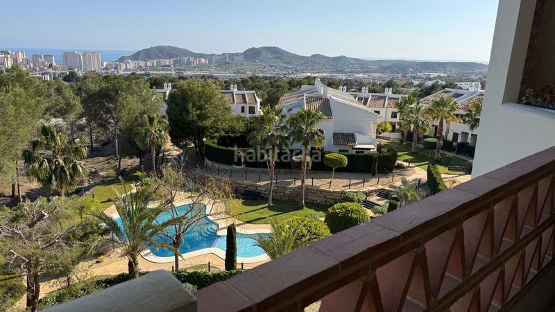 Foto b98e89a0-0189-42ee-b08f-a5fafcc25ca4. Dúplex amb aparcament piscina a Golf Bahía Finestrat