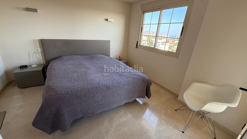 Foto f03d243a-f0fc-4730-98e3-1cd9e433998a. Dúplex amb aparcament piscina a Golf Bahía Finestrat