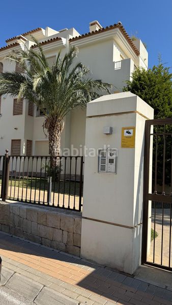 Foto f898ec4b-0845-4489-8bd2-9135b8d9742a. Dúplex amb aparcament piscina a Golf Bahía Finestrat