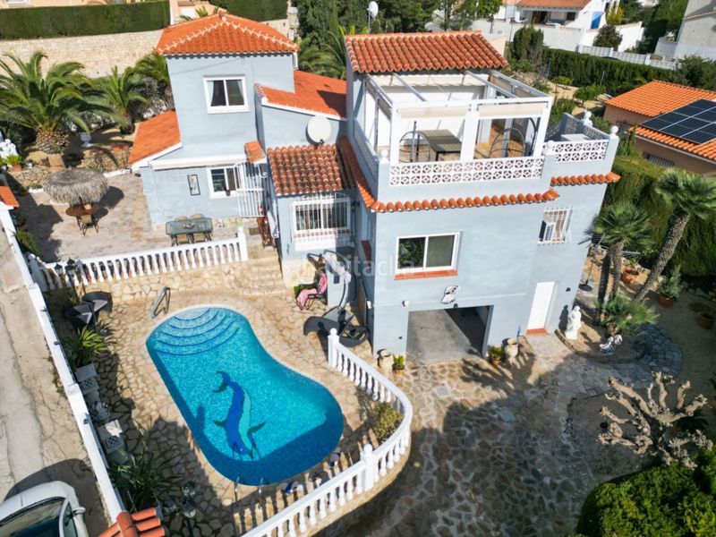 Foto 56dd8cf0-c633-41b9-8388-539e48172762. Xalet amb calefacció aparcament piscina a Cometa Calp
