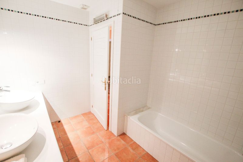 Foto 3bcb9b86-62a9-4049-bce6-5ec3aca7f463. Xalet amb calefacció aparcament piscina a Altea la vella Altea