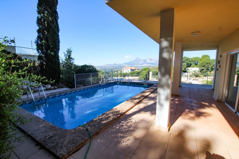 Foto cbc1a089-424b-49bb-b781-f386ff62853f. Xalet amb calefacció aparcament piscina a Altea la vella Altea