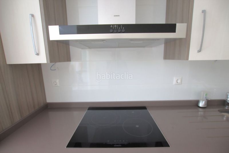 Foto 760fed65-b151-44f4-a1ff-185388900388. Apartamento en Playa Levante Benidorm