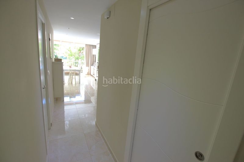Foto d2f3a3e4-8c83-4f40-9a08-0630aa40a810. Apartamento en Playa Levante Benidorm