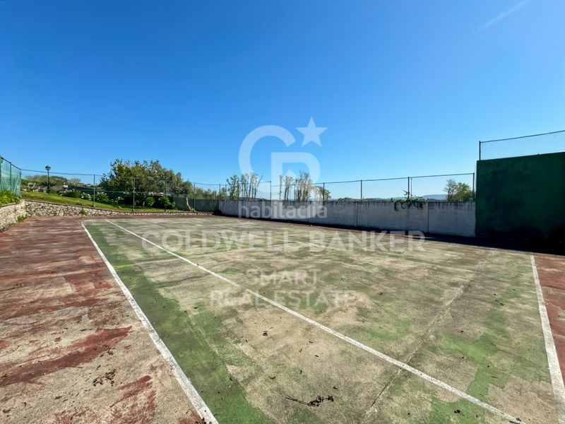Foto d36a57b5-bd20-4f8c-92d8-dc3978417702. Xalet amb aparcament piscina a Perillo Oleiros