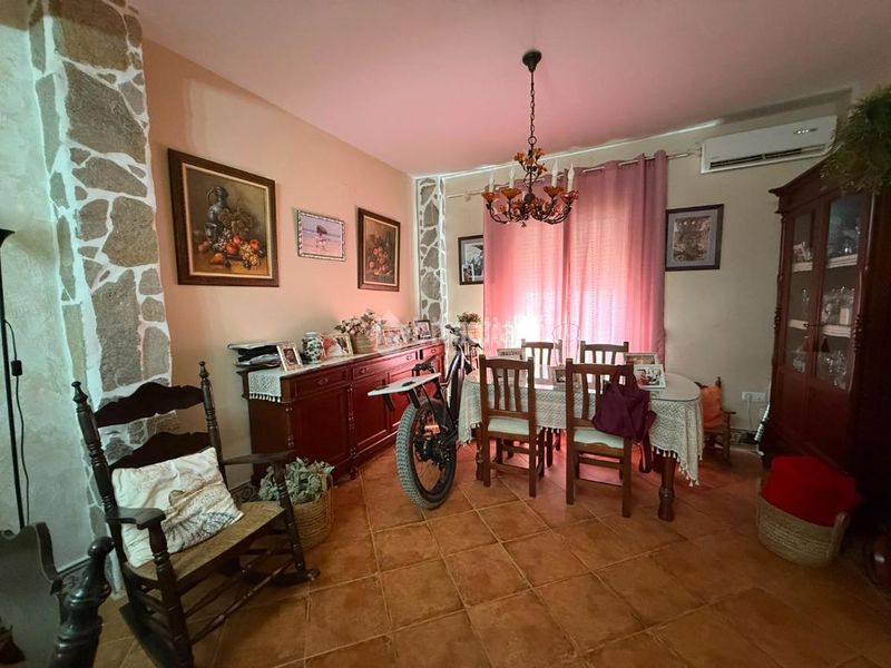 Foto 697cf387-99f5-4f18-8c86-4790dc3962d3. Casa pareada casa en venta en Almonte Almonte