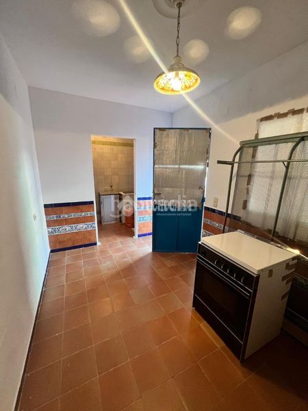 Foto 745102ab-94a9-45e5-a834-6398f24cd1dc. Casa aparellada a Almonte Almonte