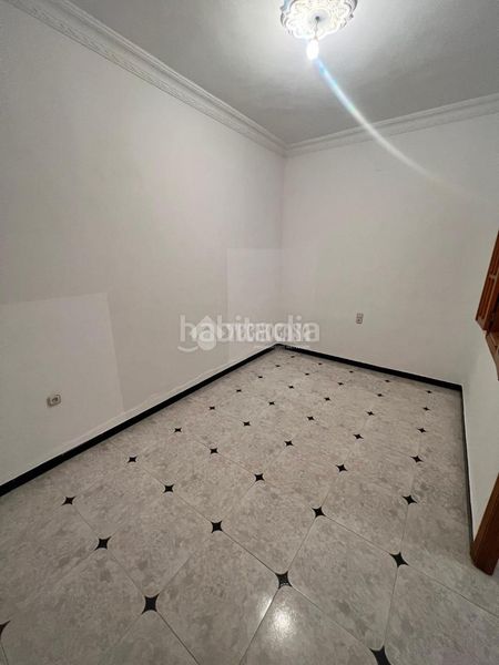 Foto 9c731f71-d8ba-4978-86a9-48575d165a4a. Casa aparellada a Almonte Almonte