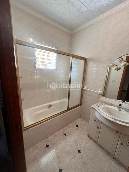 Foto e7433d44-437d-4f8c-bb22-c3b554d1ee99. Casa aparellada a Almonte Almonte