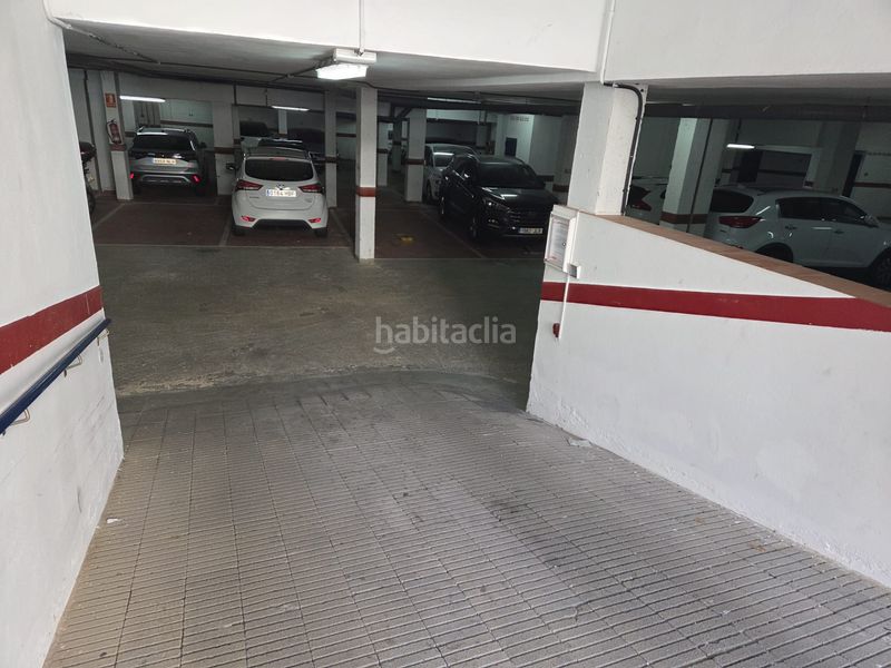 Foto fa03b579-9324-4316-9345-29f2566feba5. Aparcament cotxe a El Portil