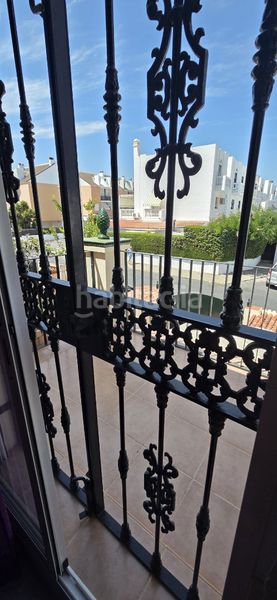 Foto e9f007dd-c836-48a1-80e4-4a056777dc07. Casa adossada a El Portil